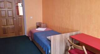 Гостиница Хостел Хабаровск B&B Хабаровск Спальное место на двухъярусной кровати в общем номере для мужчин и женщин-6